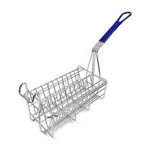 Cesta de freidora rectangular con cubierta abierta.