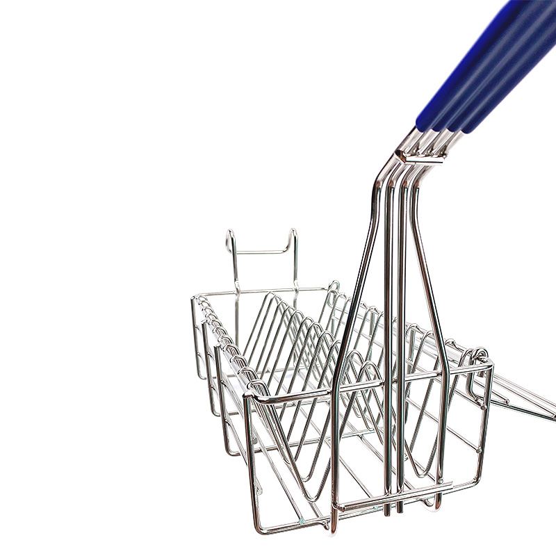 Cesta de freidora rectangular con cubierta abierta.